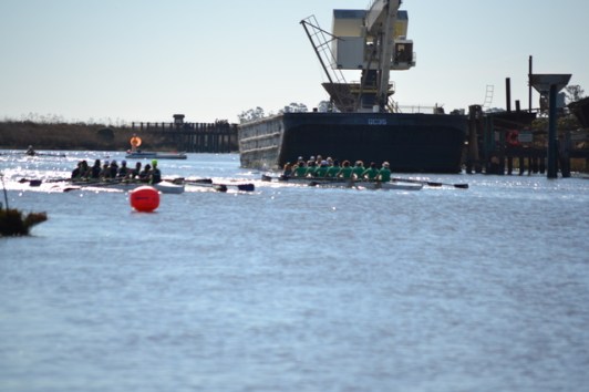 Wine-Country-Rowing-Classic-2014-womens-novice-8-walking